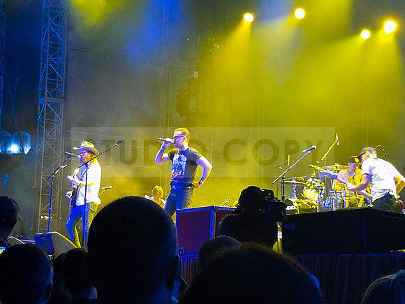 Crash My Playa Mexico